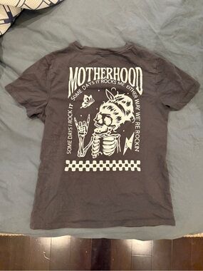 Motherhood Breastfeeding Nursing Shirt with Zip Panels